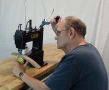 Leather sewing machine for saddlery and leatherwork